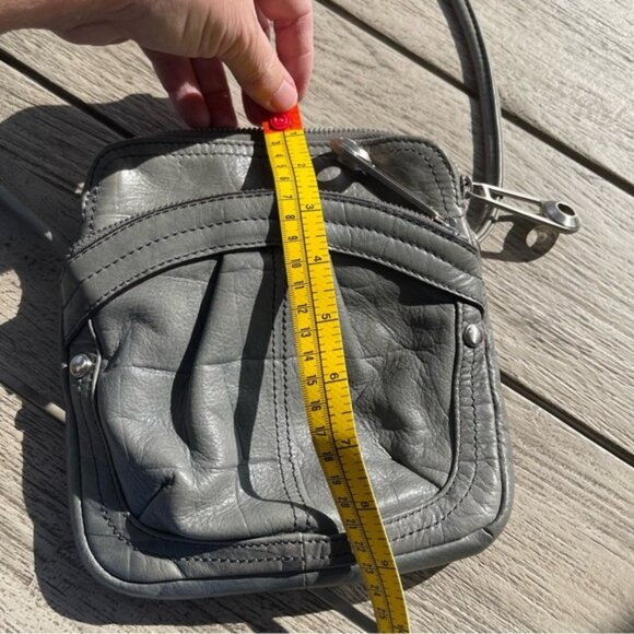 B Makowsky Gray Leather Crossbody Bag - Picture 10 of 10
